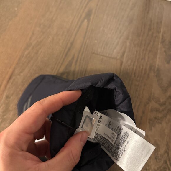 Canada Goose Women's Hybridge Mitt - Size Medium - Picture 6 of 11